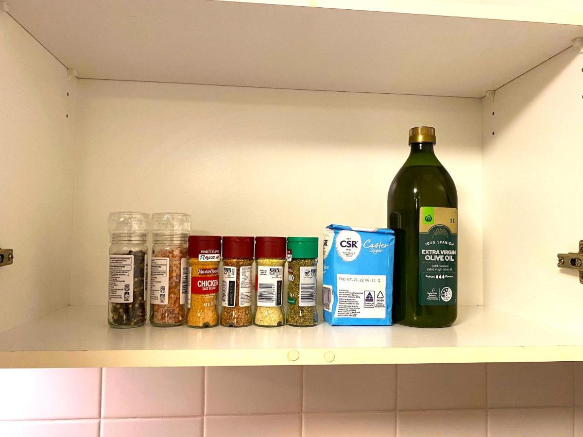 2 Bed 2 Bath Apartment In Braddon, Canberra - Pool, Gym And Free Parking מראה חיצוני תמונה